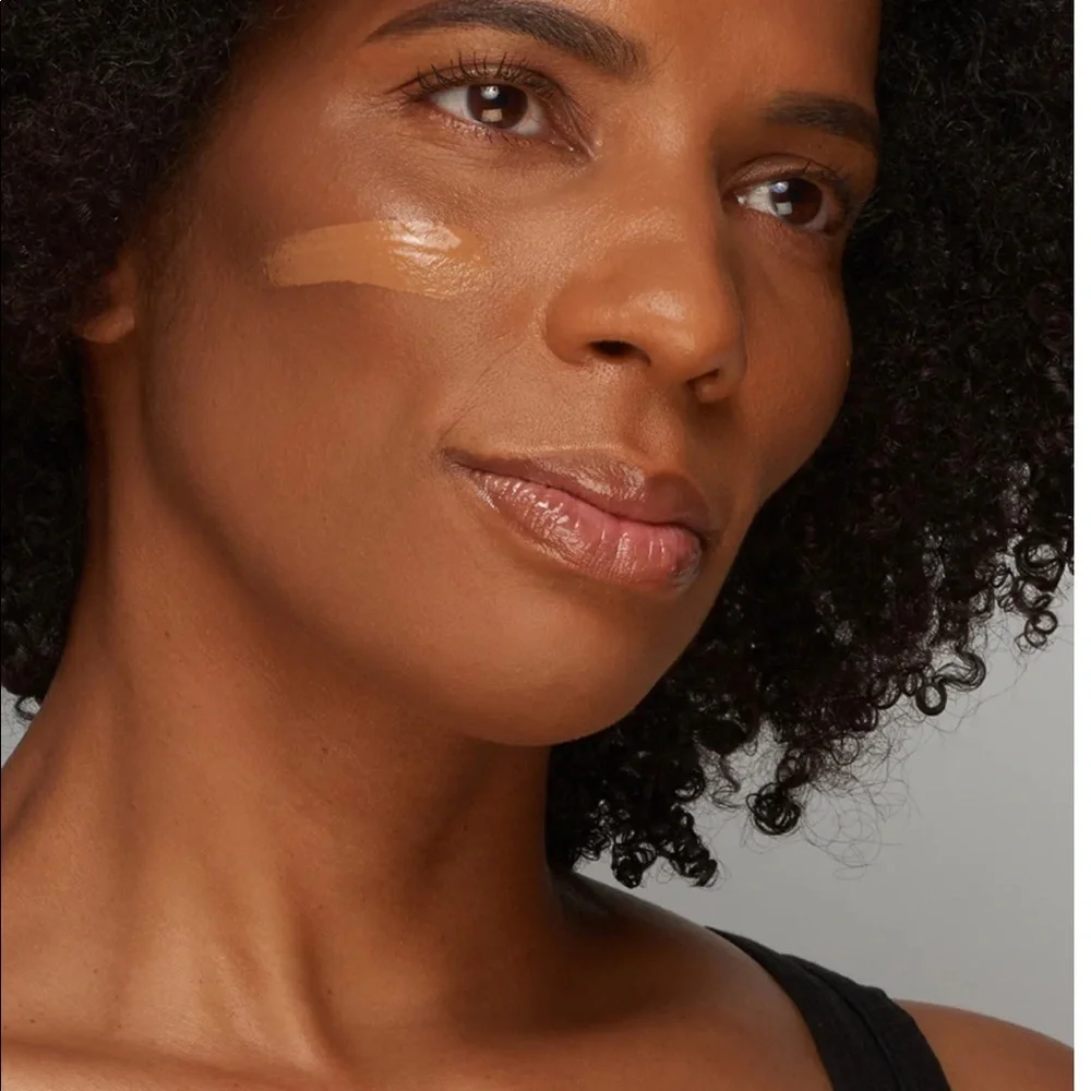 🆕BUNDLE UOMA BY SHARON C FOUNDATION BRONZE VENUS T-6